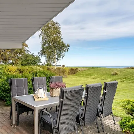 Holiday home Heilo - From The Sea By Interhome *