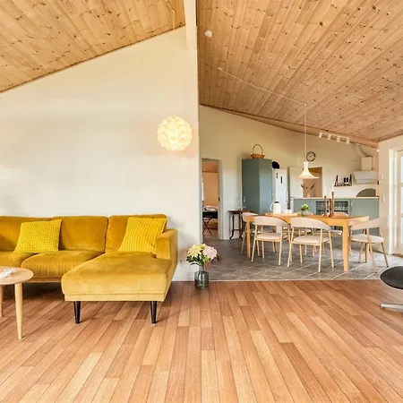 Heilo - From The Sea By Interhome *